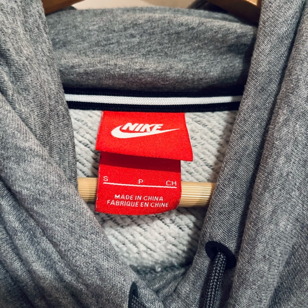 Nike hoodie sweatshirt - Picture 4 of 6